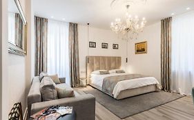 Elixir Luxury Rooms - In The Old Town